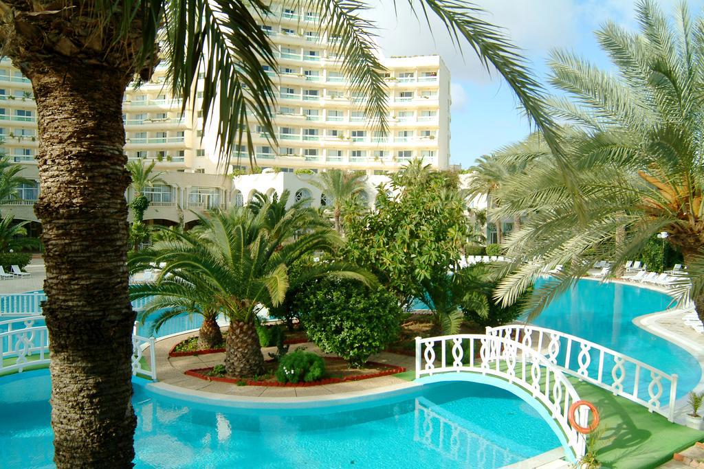 Riadh Palms 4*